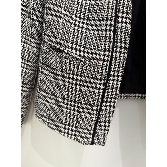 Women's Limited Houndstooth Blazer, size small - Picture 10 of 12